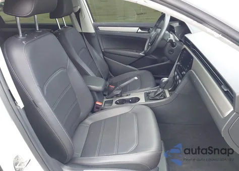 2022 Volkswagen Passat 2.0T Se z USA, uszkodzony, nr VIN 1VWSA7A37NC005397